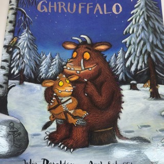 Neen Y Ghruffalo by Julia Donaldson (manx translation)