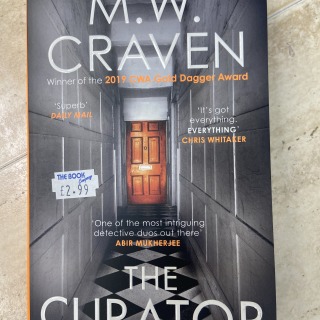 M.W.Craven - The Curator